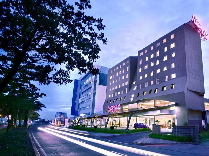 Fame Hotel Gading Serpong Tangerang Exteriér fotografie