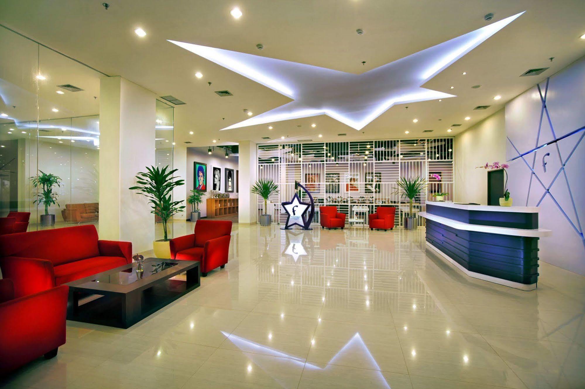 Fame Hotel Gading Serpong Tangerang Exteriér fotografie