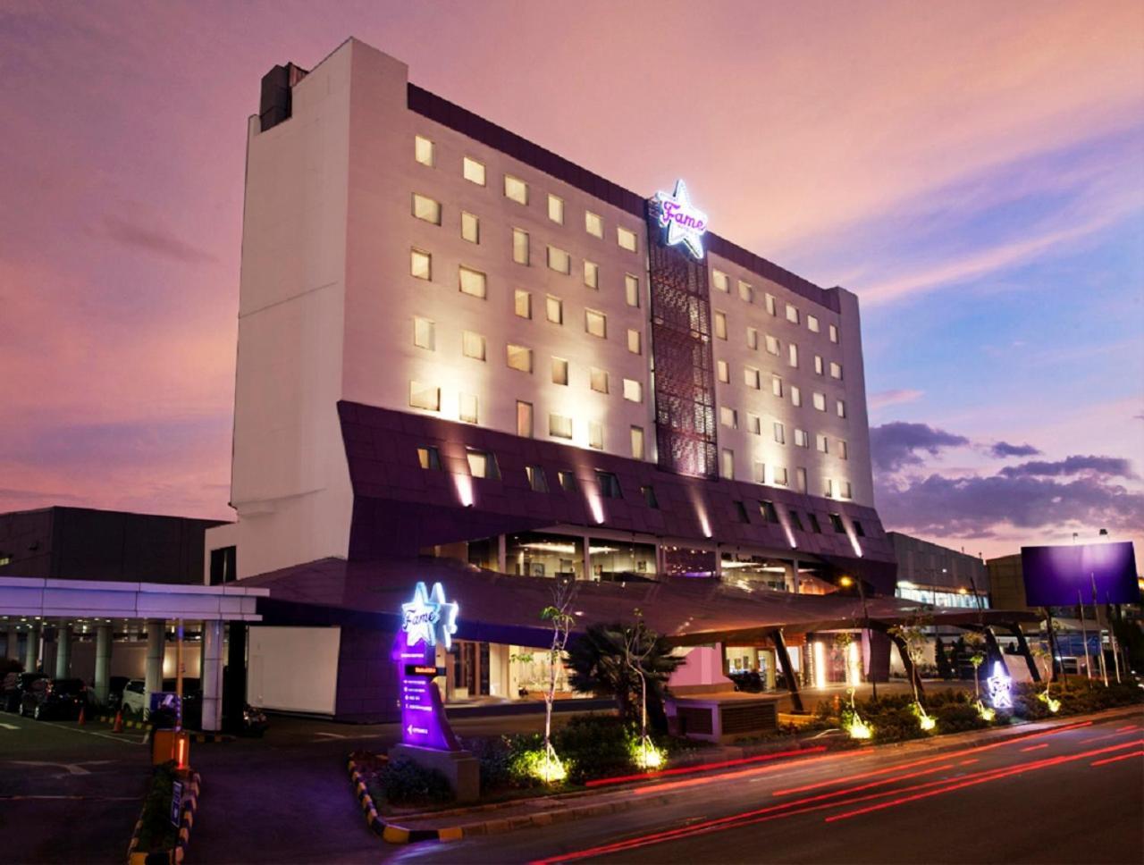 Fame Hotel Gading Serpong Tangerang Exteriér fotografie